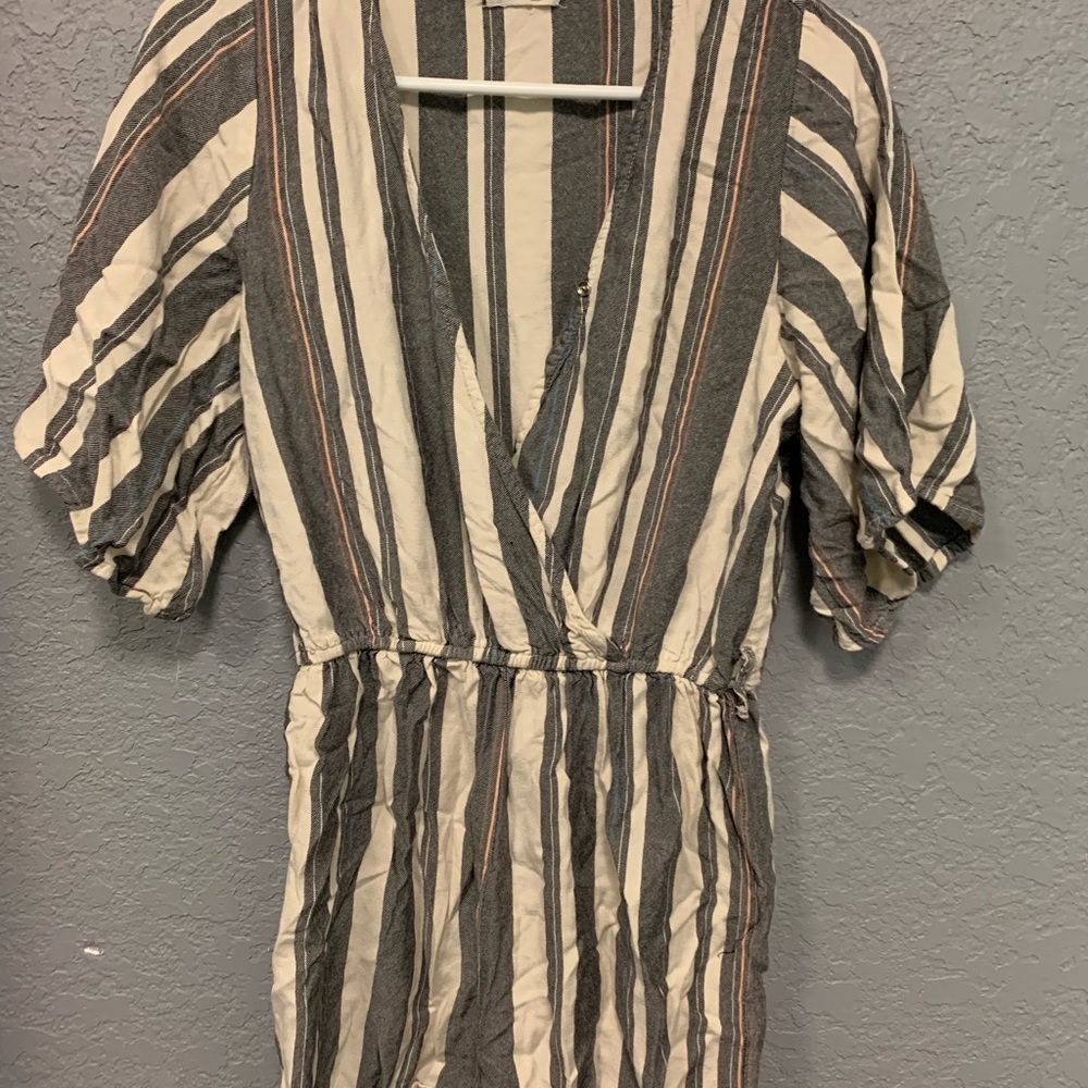 Striped romper - Picture 2 of 2
